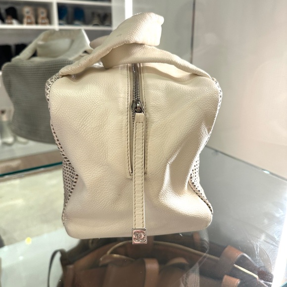 CHANEL White Caviar Leather Perforated CC Bowler Bag - Picture 8 of 12